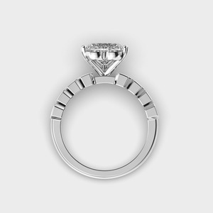 Anillo de Compromiso Clásico de Oro Blanco de 14K con Diamantes Totales de 3.20 CT, Diamante Cultivado en Laboratorio en Forma de Corazón, Engaste de Bisel con Piedras Laterales de Corte Esmeralda - Product Image 4