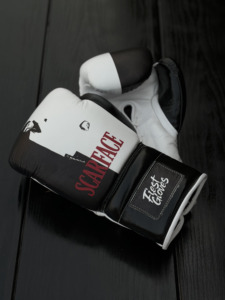 Guantes de Boxeo de Nuevo Diseño en Cuero, Personalizables con Cierre de Cordones o de Velcro, Correa de Muñeca Ajustable, Impresión por Sublimación - Product Image 2