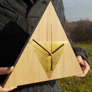 Hand Crafted Wooden Triangle <b>Wall</b> <b>Clock</b> Analog Quartz Silent Design Living Room <b>Decor</b> - Product Image 6