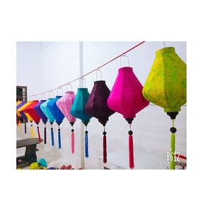 Linterna de seda artesanal vietnamita, decoración tradicional elegante para festivales de Bodas de Año Nuevo Lunar y Ambiente de jardín al aire libre - Product Image 4