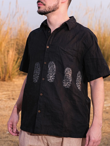 Camisa de algodón negra para hombre, estampada a mano, de manga corta, informal, para verano, transpirable, de algodón Khadi de primera calidad. - Product Image 4