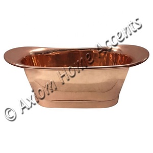 Baignoire autoportante en cuivre avec finition lisse et superbe style antique pour les maisons modernes par Axiom Home Accents - Product Image 4