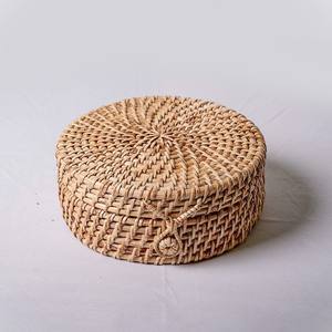 Hermosa caja redonda de ratán para contenedores de tocador de cocina, cajas de almacenamiento tejidas a mano al por mayor - Product Image 1