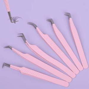 Ensemble de pinces à cils en acier inoxydable de précision, couleur rose, avec poignée texturée et emballage élégant pour une utilisation facile - Product Image 3
