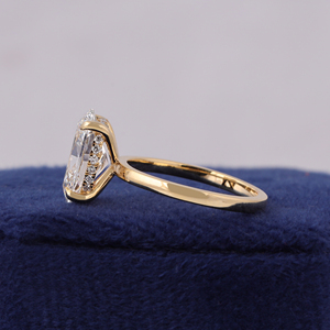 Anillo de Compromiso con Diamante Ovalado de 3.00 Quilates Cultivado en Laboratorio, Halo Oculto, Certificado IGI - Product Image 3