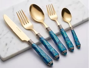 Ensemble de couverts de luxe en acier inoxydable pour une excellence culinaire - Product Image 2