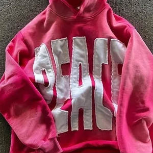 Sudadera con Capucha para Hombre con Diseño Estampado y Parche Bordado, Sudadera con Capucha para Hombre con Bordado Cosido a Mano y Aspecto Desgastado - Product Image 5