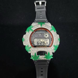 Montre en quartz de qualité export, entièrement sertie de moissanite, avec cadran en cristal de saphir, légère, pour le style urbain et les mariages - Product Image 3