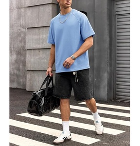 Nouveau design T-shirt décontracté pour homme à manches courtes 100% coton Col rond et épaules tombantes Couleur unie Coupe ample Fabriqué au Bangladesh - Product Image 5