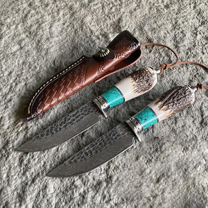 Couteau de camping à lame fixe droite en acier Damas haute dureté avec manche en plastique, couteau à viande OEM en stock avec étui en cuir - Product Image 4