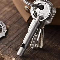 Sifflet de survie d'urgence en aluminium ultraléger avec cordon de sécurité, son fort, sifflet d'urgence pour le camping et la randonnée