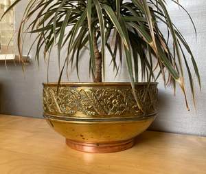 Jardinière en laiton finition laiton et table en laiton – Jardinière de designer pour balcon, pot de fleurs esthétique avec un look haut de gamme - Product Image 5