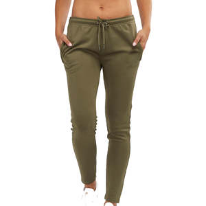 ชุดวอร์มผู้หญิงทรงหลวมแบบสองชิ้น เนื้อผ้านุ่มระบายอากาศได้ดี เหมาะสำหรับใส่ในชีวิตประจำวัน เดินทาง และพักผ่อน ราคาสมเหตุสมผล รับผลิตแบบ OEM - Product Image 5