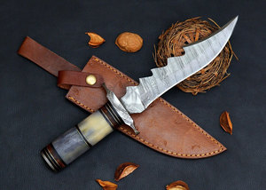 Cuchillo de caza de acero de Damasco con hoja de cocodrilo, edición nueva, con mango de hueso, para acampar al aire libre, el mejor cuchillo de hoja fija afilada. - Product Image 4
