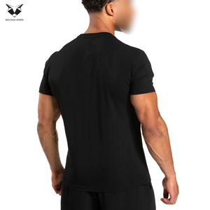 เสื้อยืดออกกำลังกายสำหรับผู้ชาย ดีไซน์โดดเด่น เนื้อผ้านุ่มสบาย คุณภาพพรีเมียม สินค้าขายดี จากซัพพลายเออร์ที่เชื่อถือได้ - Product Image 3