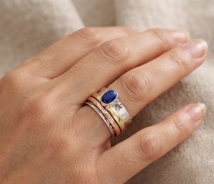 Anillo Giratorio de Plata de Ley 925 con Lapislázuli, Banda Ancha, Dos Tonos, Texturizado, para Meditación, Regalo para Mujer - Product Image 4