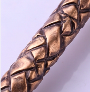 Ensemble de couverts en métal de style vintage avec poignées tressées, 5 pièces, fourchette, cuillère, couteau, passe au lave-vaisselle, pour un usage domestique - Product Image 2