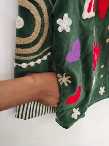 Veste en velours vert brodée de fleurs, faite à la main, style bohème chic, ouverte sur le devant, manteau ethnique tendance pour femmes - Product Image 5