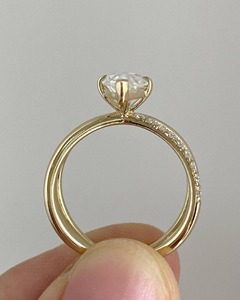 Bague de fiançailles en or 14 carats avec diamant de laboratoire taille marquise de 1,5 carat certifié IGI, demi-alliance croisée pour mariage - Product Image 3