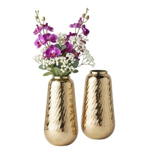 Juego de 2 jarrones de metal dorado en forma de pera, ideales para decoración del hogar, sala de estar y regalos de oficina. - Product Image 5