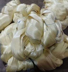 Fil de Soie de Mûrier Brut Premium Naturel pour Tissage, Broderie, Tricot et Fabrication Textile - Product Image 1