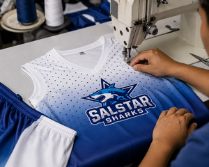 Uniforme de Baloncesto de Malla Transpirable de Última Tendencia, Camiseta de Baloncesto Personalizada, Kit de Baloncesto Sublimado de Venta Caliente - Product Image 5