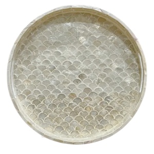 Bandeja de Servicio Elegante Hecha a Mano con Decoración de Madreperla Dorada, Personalizable, Ecológica, Resistente al Agua y Duradera, para Presentación de Alimentos en Servicios de Catering - Product Image 1