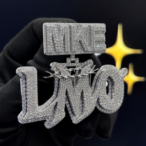 จี้ห้อยคอแบบกำหนดเอง HIPHOP SPARKLE MKE LMO เงินแท้ 925 ชุบทอง 18K ประดับเพชร VVS Moissanite รูปทรงลวดหนาม สไตล์ฮิปฮอป เหมาะสำหรับทั้งชายและหญิง - Product Image 2