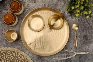 Juego de platos de latón vintage para cena, platos indios, cuencos de vidrio para servir comida, juego de comedor tradicional para cocina. - Product Image 2