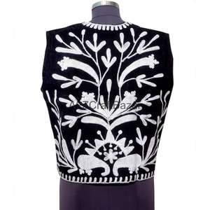 เสื้อกั๊กผ้าทอลายดอกไม้พิมพ์ลายสไตล์ซูซานีสำหรับผู้หญิง แบรนด์ Cotrise รุ่น Regular แขนตัดเย็บแบบเสื้อแจ็คเก็ต เหมาะสำหรับฤดูใบไม้ผลิ/ฤดูใบไม้ร่วง ทำด้วยมือ - Product Image 4