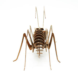 Moderne Vert Noir Résine Cricket Mur Art Fer Métal Maison Salon Chambre Décoration pour Showroom Échantillon Salle Souvenir Cadeau - Product Image 1