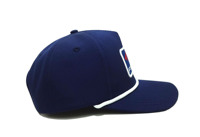 Gorra de Pesca Estilo Snapback Azul Marino Intenso con Parche Frontal Bordado de Pez Rojo, Ajustable para Aventuras Costeras al Aire Libre