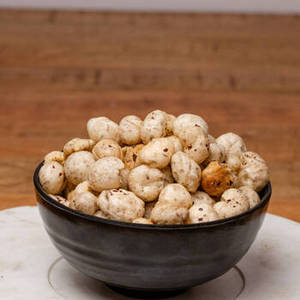 Makhana Indio de Primera Calidad, Nueva Temporada, 100% Puro, Sabor Dulce, Textura Semiblanda, Hecho a Mano, Cuidadosamente Seleccionado, Natural de Gujarat, 1 kg - Product Image 2