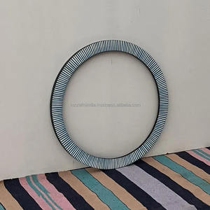 Miroir indien exquis avec incrustation d'os, style design moderne pour vanité, salle de bain ou entrée, le plus demandé pour l'exportation - Product Image 4