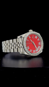Montre élégante pour femme en acier inoxydable, cadran rouge, lunette sertie de diamants, chiffres romains, affichage analogique, fermoir pliant, 36 mm - Product Image 2