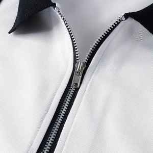Polo en tricot à manches courtes pour homme, style décontracté chic, à blocs de couleur et rayures, avec fermeture éclair, blanc, gris, noir - Product Image 3