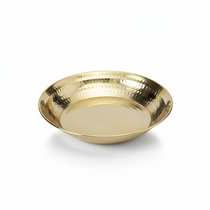 Plat de service décoratif traditionnel indien en métal Thaal, bord large, finition martelée, Pooja Thali, vaisselle festive, décoration de la maison - Product Image 1