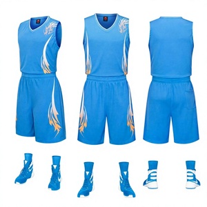 Camiseta de baloncesto azul cielo con diseño de llamas naranjas, proveedor de uniformes de baloncesto, ropa deportiva al por mayor. - Product Image 1