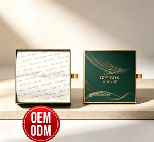 Boîte cadeau rigide carrée personnalisée avec poignée et impression dorée, logo/design graphique personnalisable pour marque OEM/ODM - Product Image 1