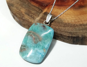 Collier pendentif en pierre précieuse Larimar naturelle, plaqué argent sterling 925, carré bleu, style bohème, chaîne maille forçat, certifié par un tiers - Product Image 5