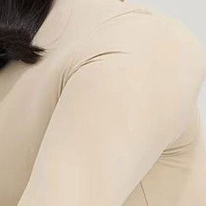 เสื้อโยคะแขนยาวคอกลมสีพื้นสำหรับผู้หญิง ผ้าถักยืดได้ กระชับรูปร่าง - Product Image 5