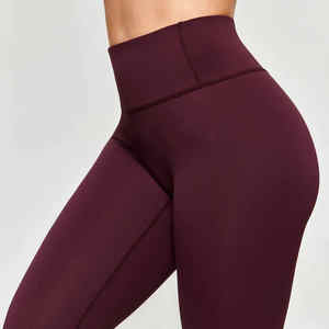 Leggings Deportivos de Yoga para Mujer con Logotipo Personalizado a Precio de Mayoreo, Leggings de Compresión con Cintura Elástica - Product Image 5