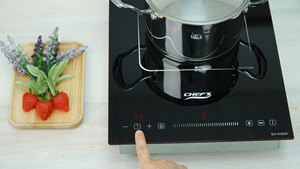 Cocina de inducción simple de 1/2 ", capacidad máxima de 2200W, superficie de vidrio cerámico monolítico de alta calidad de Vietnam - Product Image 3