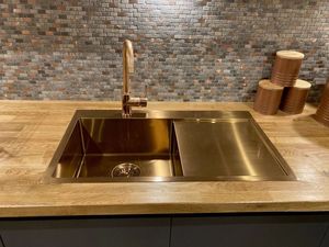 Évier de cuisine de luxe en laiton fait main, lavabo de style farmhouse haut de gamme, construction robuste et élégante pour maisons modernes de luxe - Product Image 6