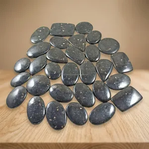 Lote al por mayor de cabujones de nummita natural, cuarzo curativo semiprecioso, formas y tamaños variados para joyería, Radha Arts, Black Rajasthan - Product Image 4