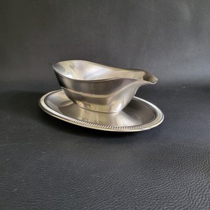 Salsera de Acero Inoxidable con Forma Única para Juegos de Comedor - Product Image 2