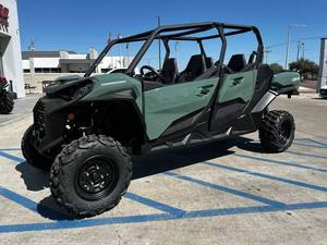 Offres promotionnelles - Véhicule utilitaire tout-terrain UTV de haute performance, moteur 700cc, 4x4, couleur verte - Product Image 3