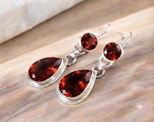 Boucles d'oreilles pendantes en grenat naturel, argent sterling 925, faites à la main, pierres précieuses rouges, pour femmes, bijoux en gros - Product Image 1
