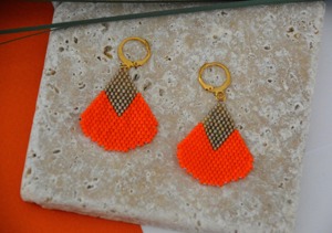 Textured Finish Beaded Earrings Pattern Style Beaded Earrings Smooth Finish Beaded Earrings Wholesale Factory Price Item Beaded - Product Image 3