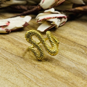 Nouvelle Arrivée Bague Serpent en Laiton, Bagues Animaux Gothiques pour Femme, Plaqué Or 18 carats, Bijoux Punk, Bague Statement Biker, Vente en Gros/OEM/ODM - Product Image 6